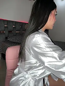 Danna 222  online show from 18, 4, 2026