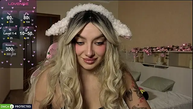Emily Bloom 119 online show from 12, 7, 2026