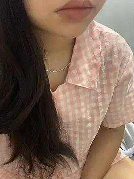 Rosecute11 online show from 4, 5, 2026