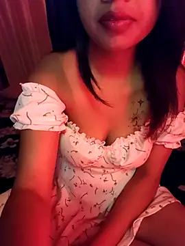 Snapshot of hoty-vani chatting on 13, 5, 2026 hoty-vani online show from 13, 5, 2026