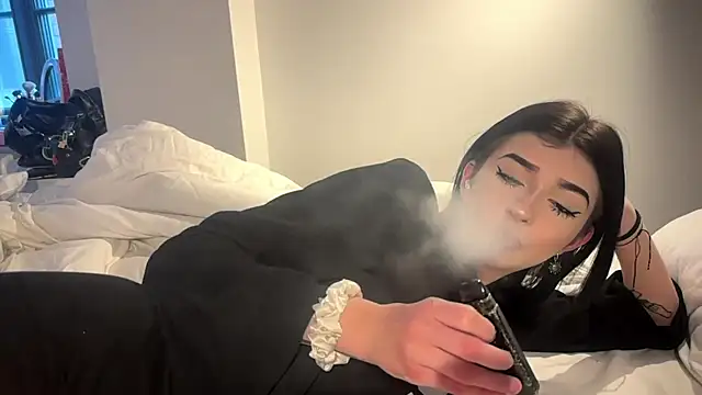 JessbutnotJessi online show from 16, 4, 2026