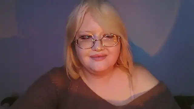 Snapshot of Elayne_Sweet chatting on 4, 4, 2026 Elayne Sweet online show from 4, 4, 2026