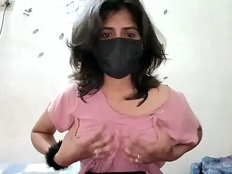 Snapshot of rubisassy14 chatting on 5, 4, 2026 rubisassy14 online show from 5, 4, 2026