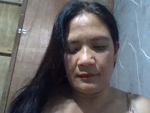 Snapshot of PinayZaira chatting on 16, 5, 2026 PinayZaira online show from 16, 5, 2026