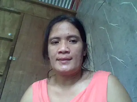 PinayZaira online show from 11, 6, 2026