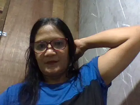 Snapshot of PinayZaira chatting on 12, 5, 2026 PinayZaira online show from 12, 5, 2026
