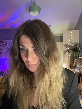Rita Tease online show from 9, 5, 2026