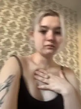 KimCarr online show from 5, 4, 2026