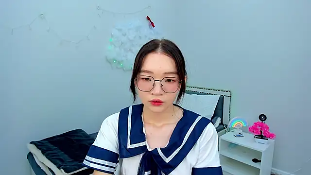 syuri sun online show from 3, 6, 2026