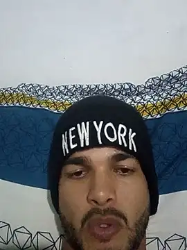 Nicolas Moncadas online show from 4, 5, 2026