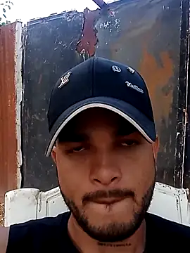 Nicolas Moncadas online show from 4, 5, 2026