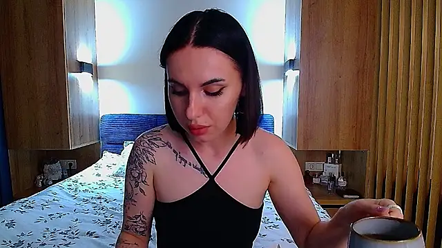 Sour Berry  online show from 31, 5, 2026