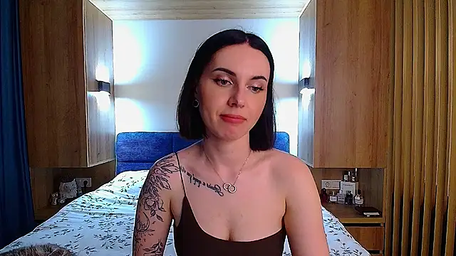 Sour Berry  online show from 27, 5, 2026