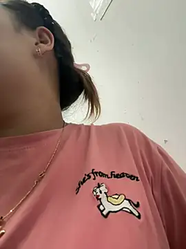 Snapshot of Lina-Naughty chatting on 11, 6, 2026 Lina-Naughty online show from 11, 6, 2026