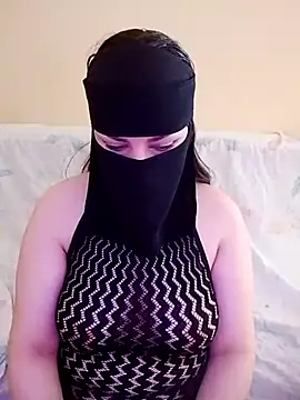 Queen Lola online show from 1, 4, 2026