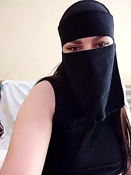 Queen Lola online show from 2, 4, 2026