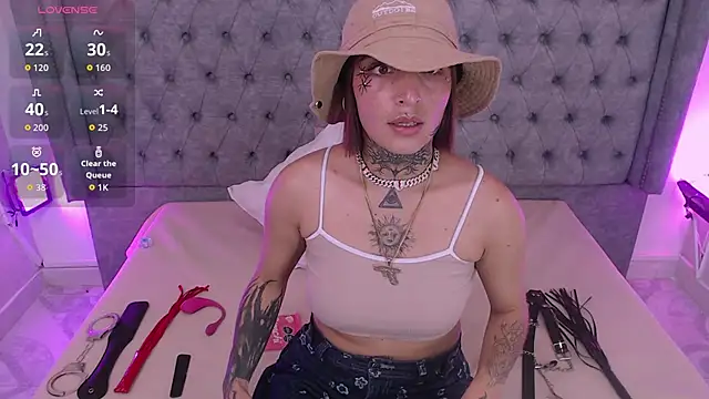 Gyal Smith online show from 5, 4, 2026