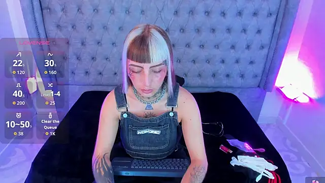 Gyal Smith online show from 16, 7, 2026
