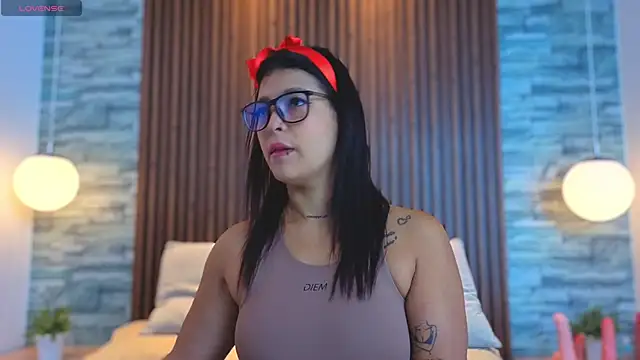 Mia milf x online show from 21, 5, 2026