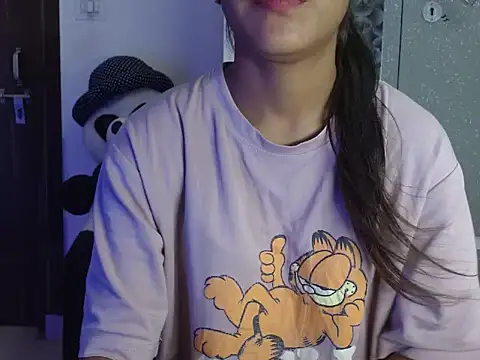 Nora81 online show from 17, 4, 2026