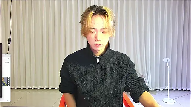 Snapshot of wumei-001 chatting on 4, 4, 2026 wumei-001 online show from 4, 4, 2026