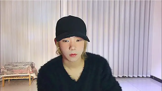 Snapshot of wumei-001 chatting on 5, 4, 2026 wumei-001 online show from 5, 4, 2026