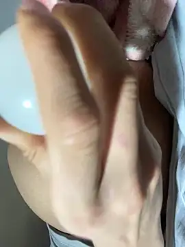 youmeloveyou online show from 18, 4, 2026