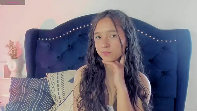 Honney Bunny18 online show from 2, 4, 2026