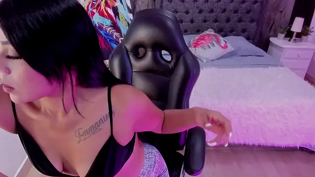 Mallorie Owens online show from 30, 4, 2026