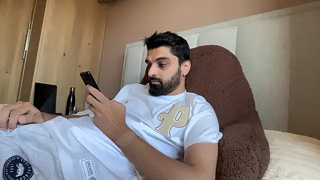 priyxh online show from 24, 5, 2026