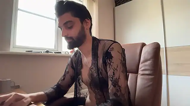 Snapshot of priyxh chatting on 1, 7, 2026 priyxh online show from 1, 7, 2026