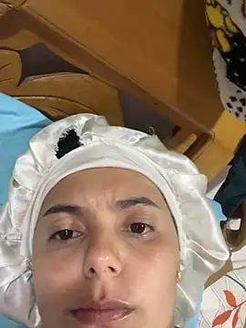 SOFIA BRIZZ online show from 6, 4, 2026