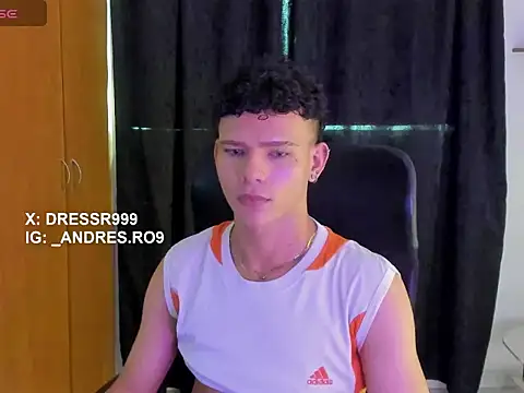 sebascuterouss online show from 19, 4, 2026
