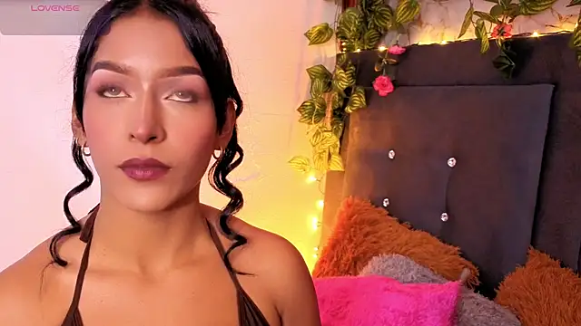 Alisse Storm online show from 9, 4, 2026