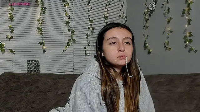 Lala fluffy online show from 2, 7, 2026