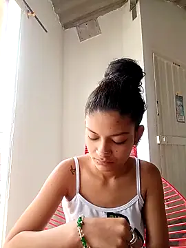 Lyra Siren online show from 2, 4, 2026