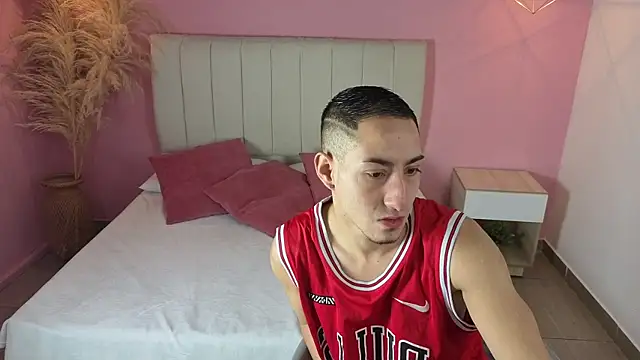 jhan vassilis online show from 1, 4, 2026