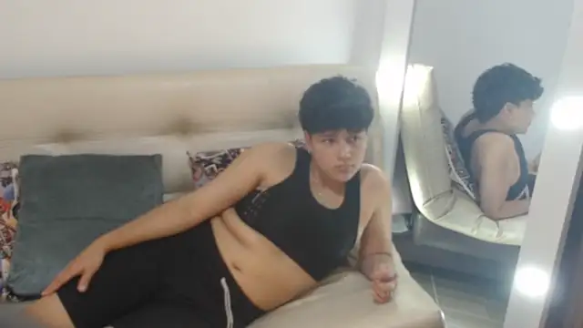 Snapshot of BlakeTaylor21 chatting on 14, 4, 2026 BlakeTaylor21 online show from 14, 4, 2026