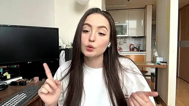 Marry Stritteded online show from 6, 4, 2026