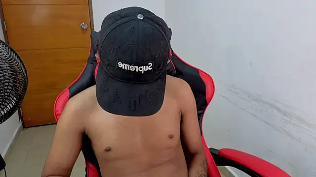 darknigthx online show from 13, 4, 2026