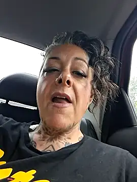 Kitty bang online show from 26, 6, 2026