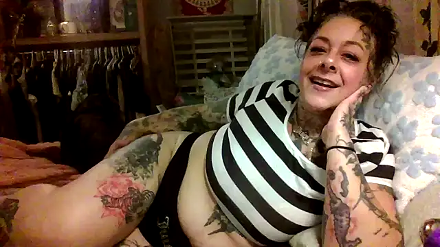 Kitty bang online show from 2, 6, 2026