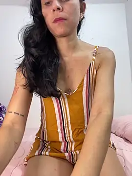 EmilyBrown01 online show from 5, 5, 2026