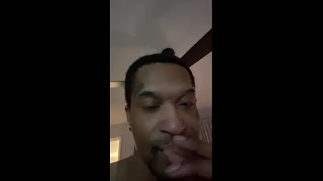 Snapshot of JRNBLU44 chatting on 4, 5, 2026 JRNBLU44 online show from 4, 5, 2026