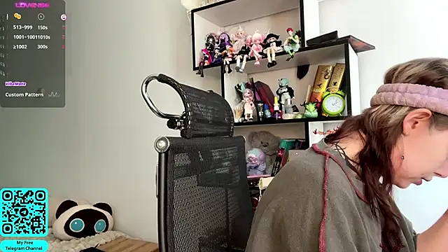 MadalynNosel online show from 22, 4, 2026
