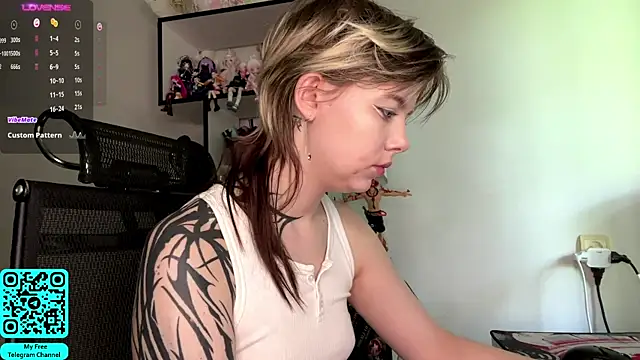 MadalynNosel online show from 17, 5, 2026