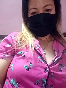 Bristy BigBoobs online show from 14, 4, 2026