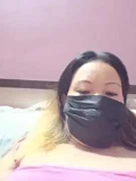 Snapshot of Bristy_BigBoobs chatting on 5, 7, 2026 Bristy BigBoobs online show from 5, 7, 2026