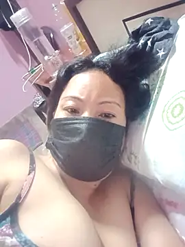 Bristy BigBoobs online show from 4, 4, 2026