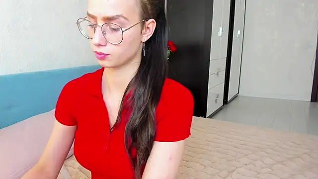 LoveBettie online show from 28, 4, 2026